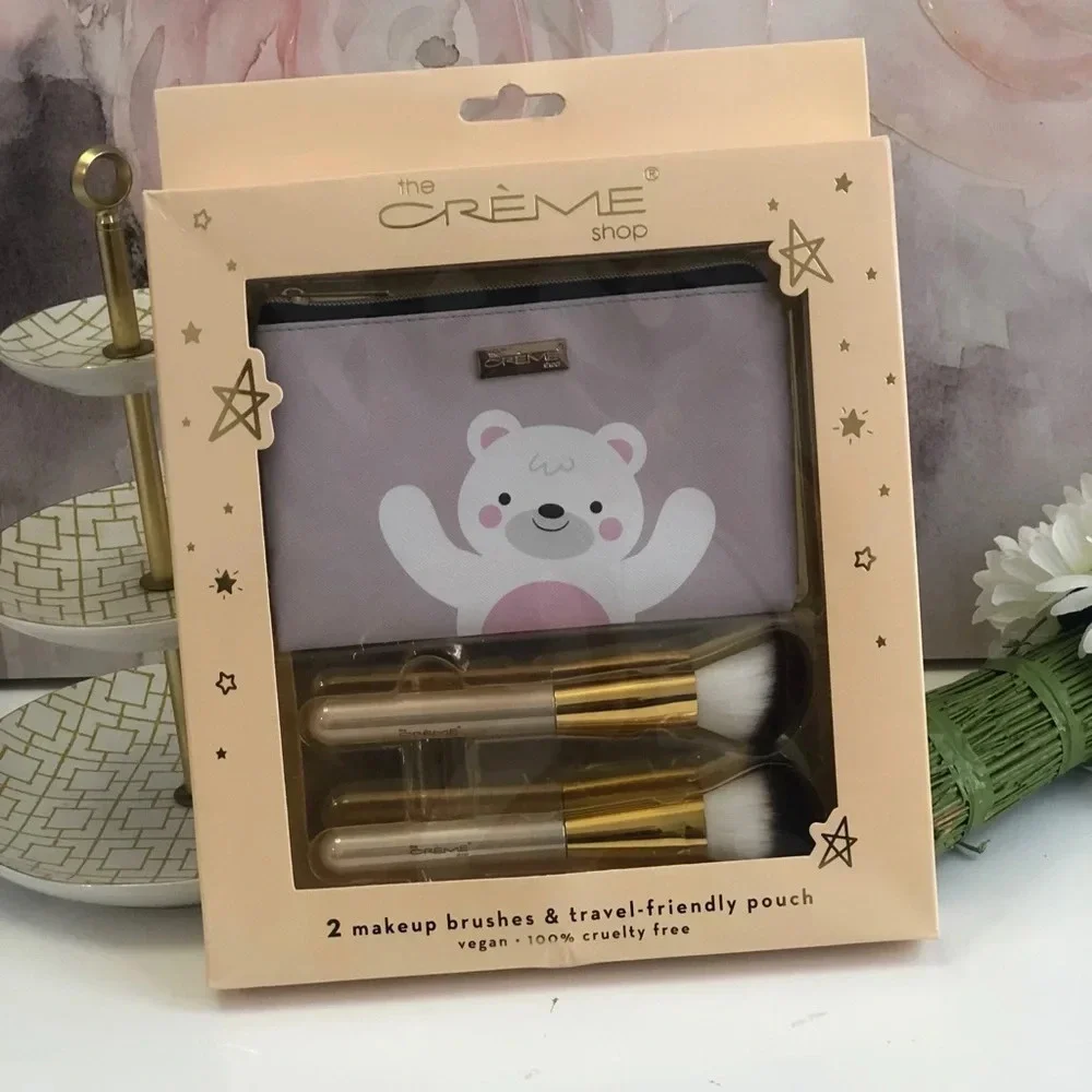 New! Vegan the crème shop makeup brush set!